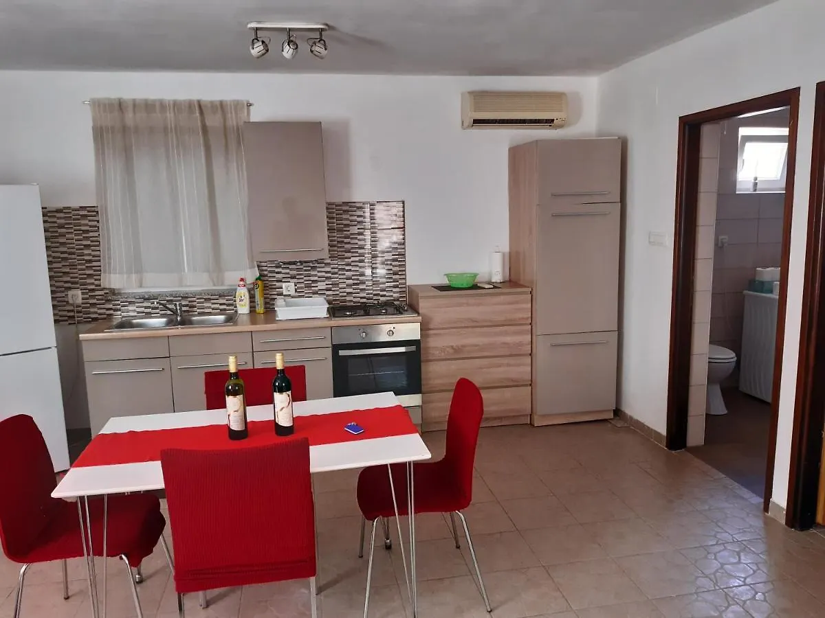 Lave II Cozy House Villa Liznjan
